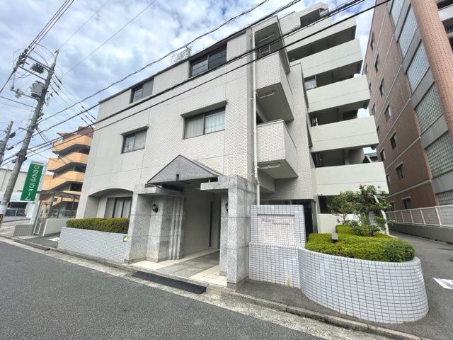 戸坂山崎CO-OPマンション 外観写真