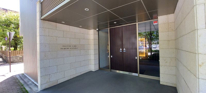 ポレスター諏訪プレミアムレジデンス エントランス