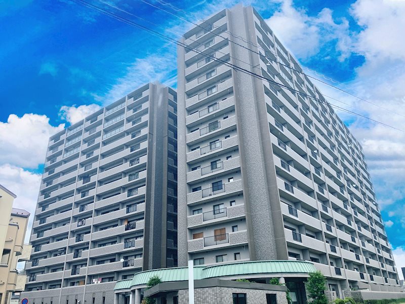 広電宮島線「草津南」電停徒歩約1分☆JR山陽本線「新井口」駅まで徒歩約10分の立地に誕生!!